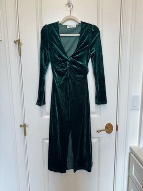 Petal & Pup Deep Green Velvet Twist-Front Midi Dress